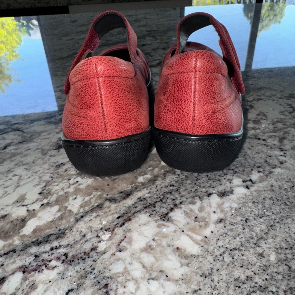 Ziera Leather Red Mary Janes Sz 10.5 - Picture 4 of 8